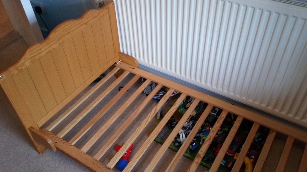 mamas and papas rita cot bed